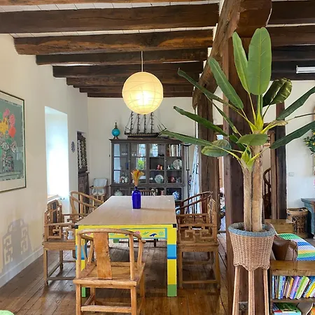 Дом отдыха Maison Au Coeur De *