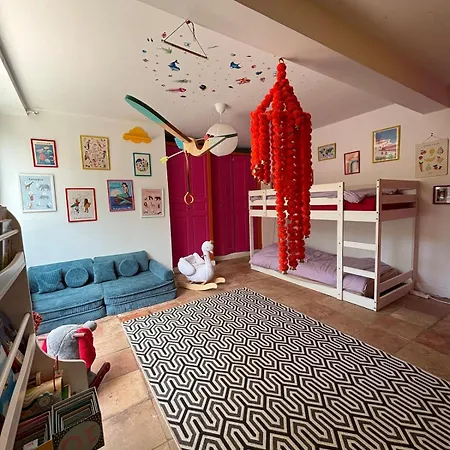 Дом отдыха Maison Au Coeur De *